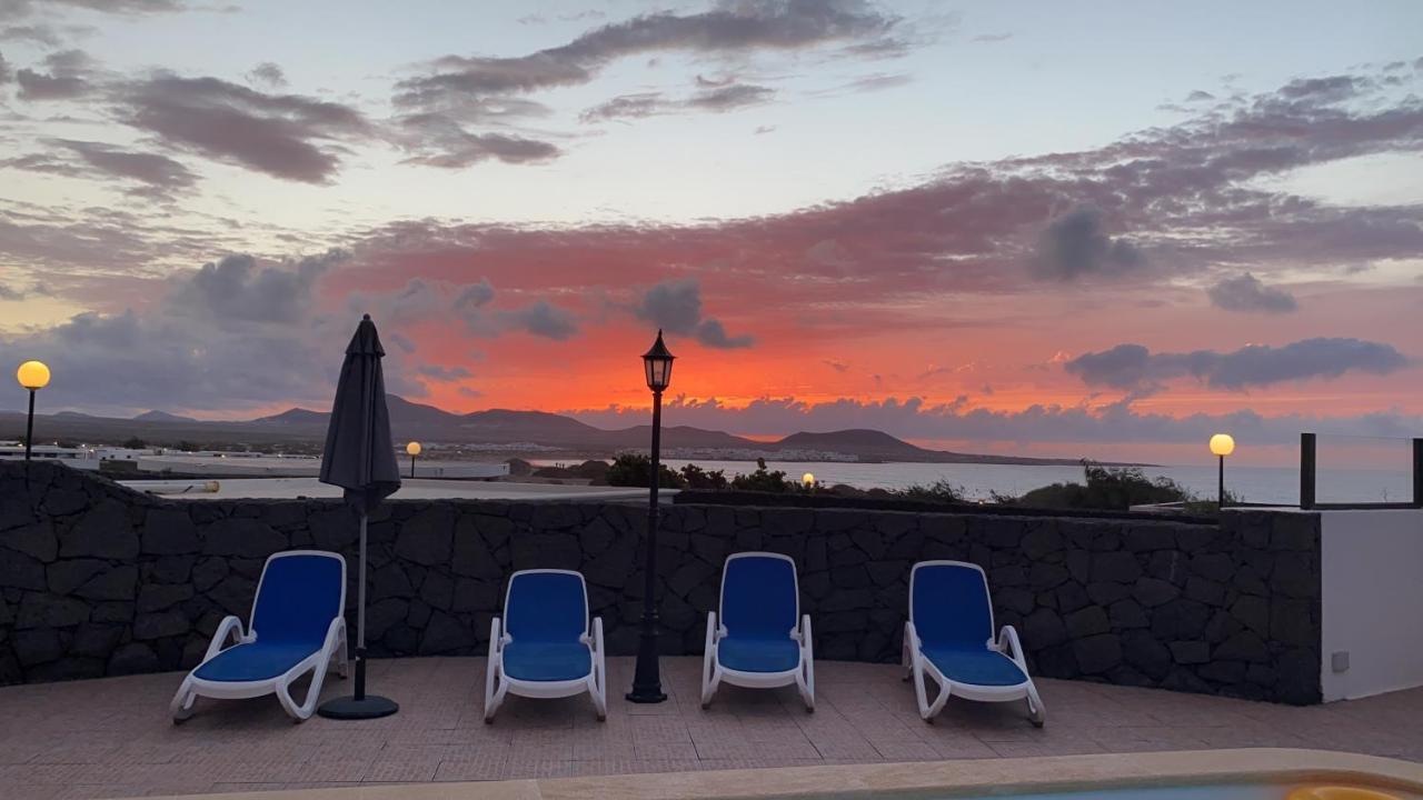 Villa Lia Famara Eksteriør bilde